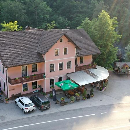 Bed and Breakfast Okrepcevalnica Kurn'K Cerkno Exterior foto